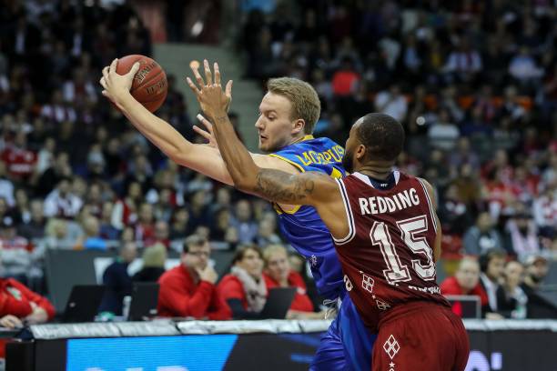 成绩之间取 成绩之间取