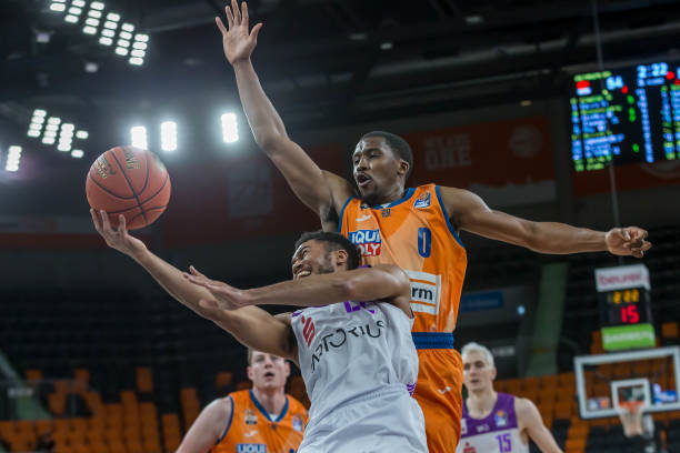 响俱乐部的 响俱乐部的